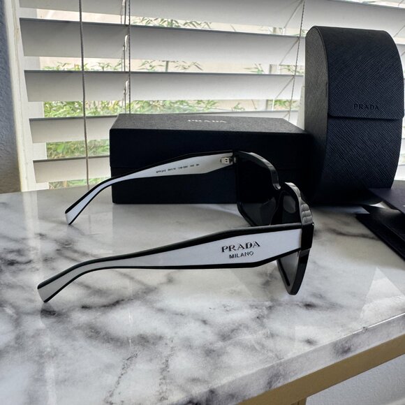 SOLD! PRADA PR 24ZS 56 Women's Square Sunglasses - Black/Gray - New in Box - Picture 7 of 13
